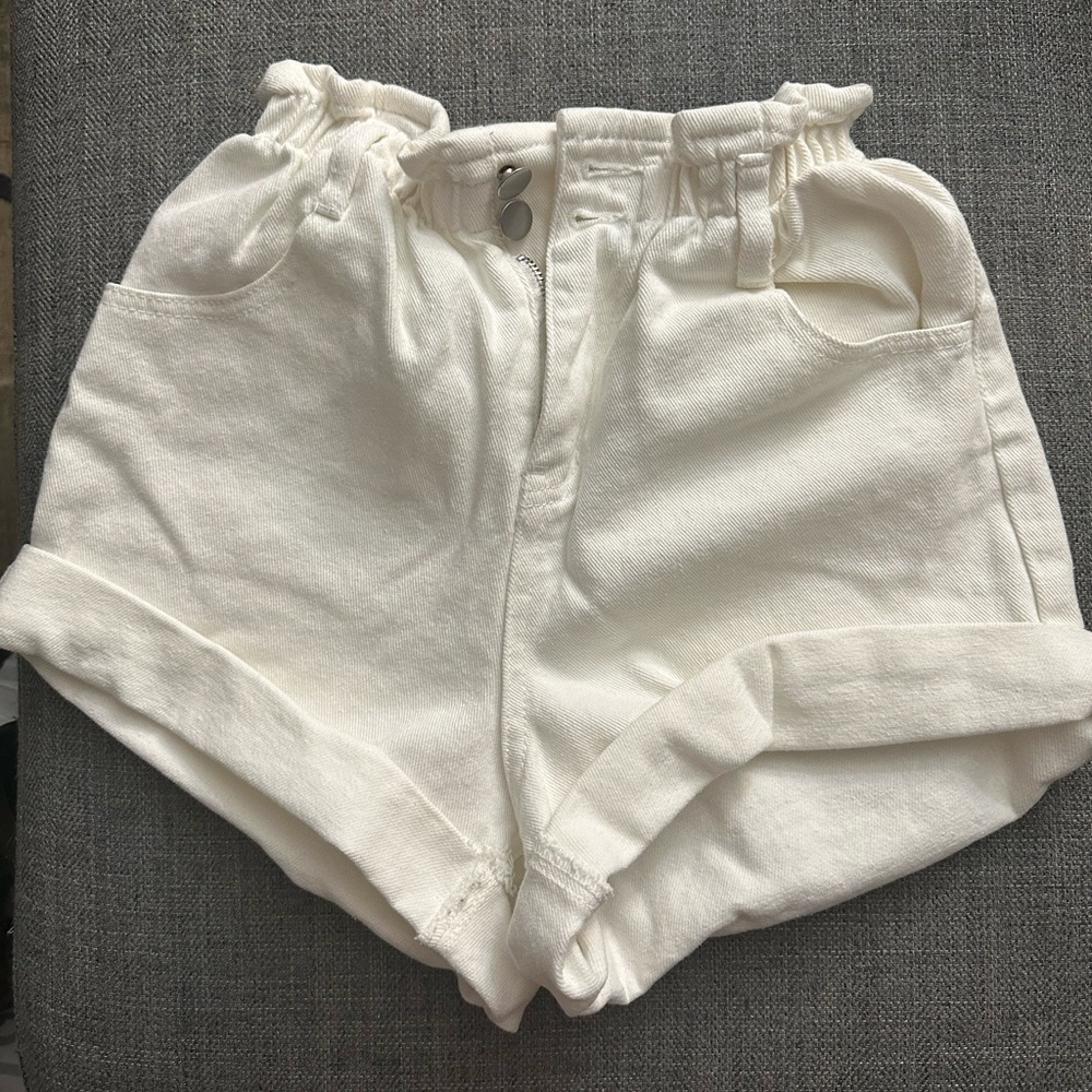 Princess Polly paper bag shorts